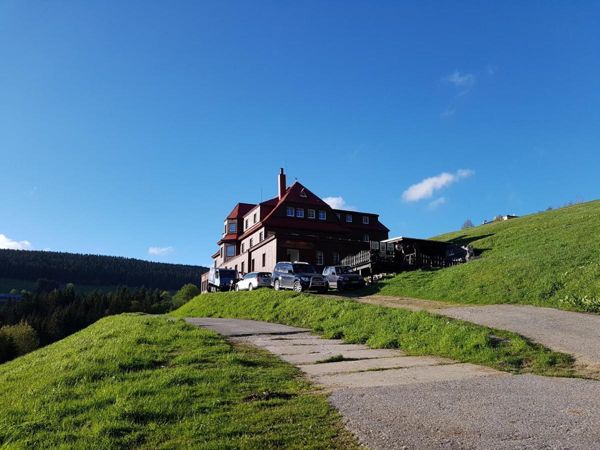 Capkova Chata Hotel Pec pod Snezkou Luaran gambar