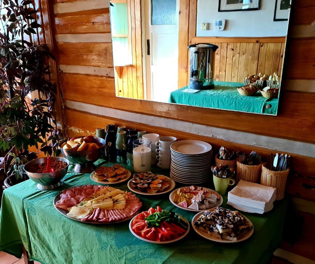 Capkova Chata Hotel Pec pod Snezkou Luaran gambar